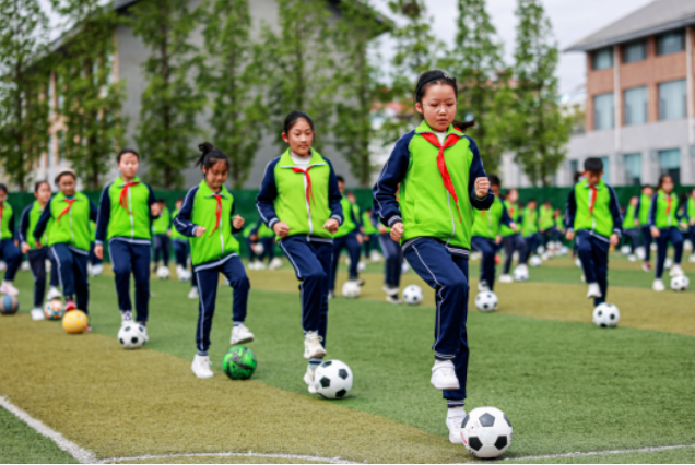 助力学生养成安稳自主的训练深入执行立德树人根本使命